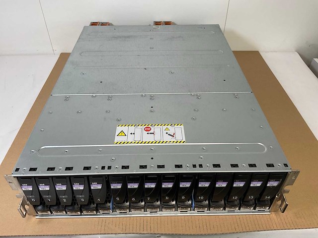 Emc (stpe15) 10x 300 gb sas(st3300657ss) - 1x 300 gb sas(hus156030vls600) disk array enclosure - afbeelding 6 van  13