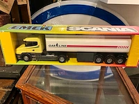 Emek scania t-cab vrachtwagen - afbeelding 2 van  4