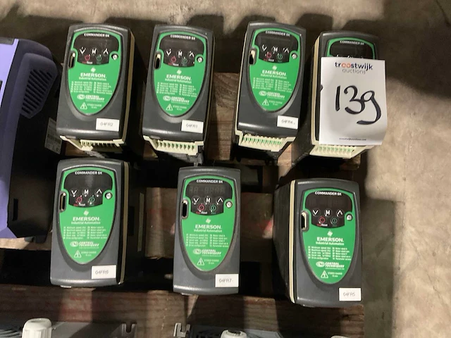 Emerson commander sk frequentieregelaar (7x) - afbeelding 1 van  3