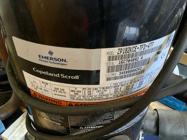 Emerson copeland schroll koelcompressor installatie - afbeelding 5 van  6