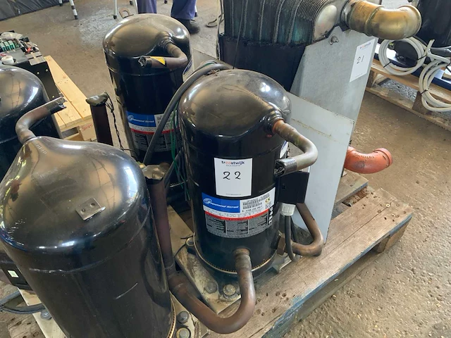 Emerson copeland schroll zp182kce-tldn425 koelcompressor installatie - afbeelding 1 van  3
