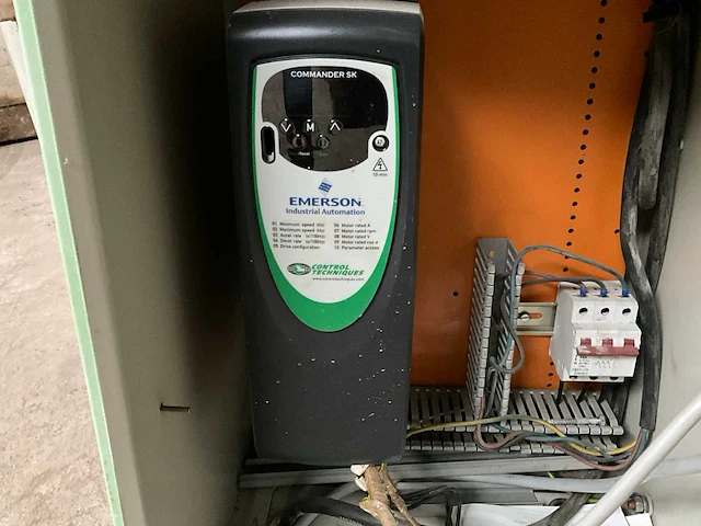 Emerson / rittal commander sk frequentie regelaar - afbeelding 3 van  4