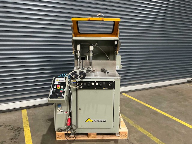 Emmegi - 2001 - afkortcirkelzaagmachine - afbeelding 6 van  12