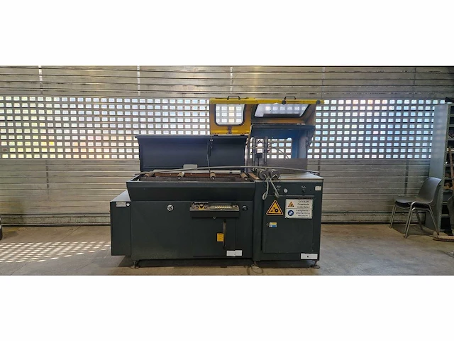 Emmegi - 550 automatica - afkortcirkelzaagmachine - 1995 - afbeelding 1 van  8