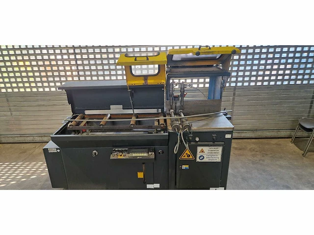 Emmegi - 550 automatica - afkortcirkelzaagmachine - 1995 - afbeelding 3 van  8