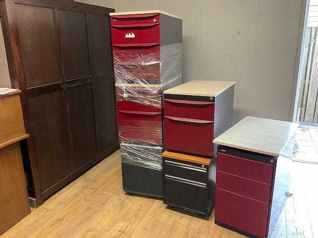 Emmein - bureau - afbeelding 1 van  2