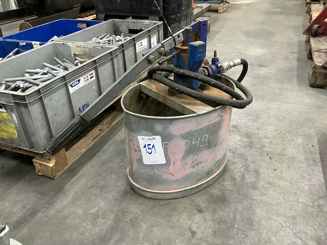 Emmer afperspomp - afbeelding 1 van  4