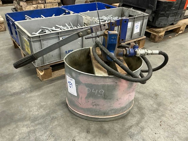 Emmer afperspomp - afbeelding 2 van  4