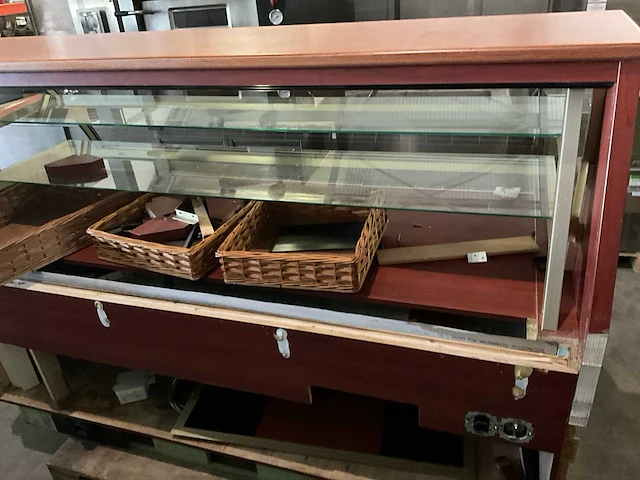Emondt bakkerij vitrine (2x) - afbeelding 7 van  8