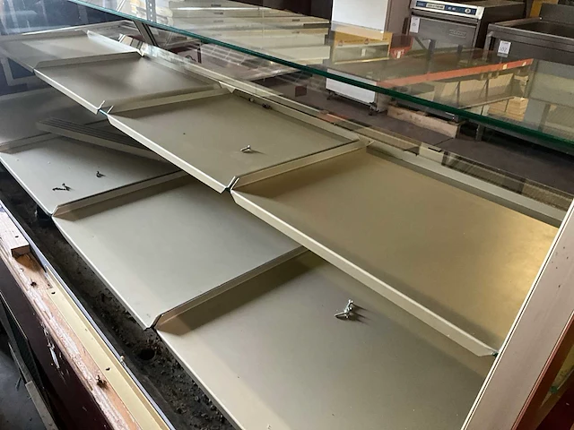 Emondt bakkerij vitrine (2x) - afbeelding 8 van  8