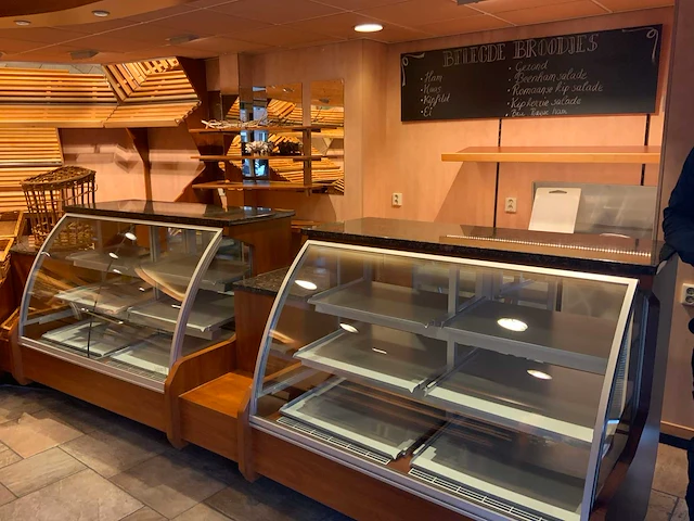 Emondt complete bakkerijwinkel - afbeelding 6 van  12