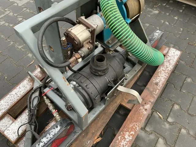 Empas onkruidbrander installatie - afbeelding 6 van  22