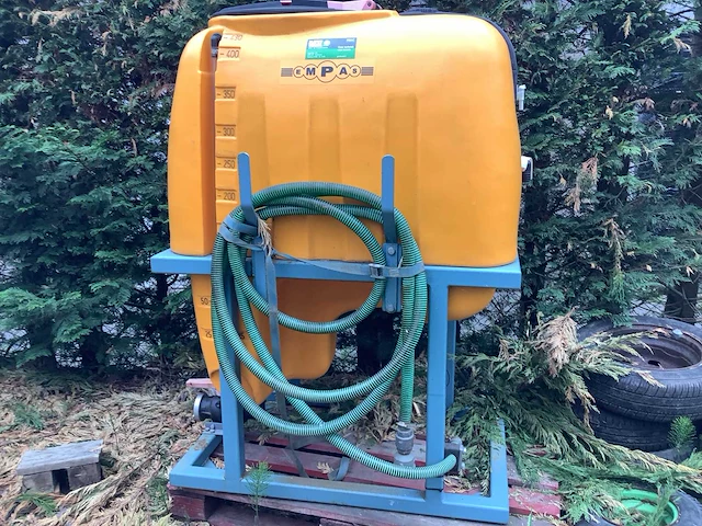 Empas spuitwagen voor tractor - afbeelding 3 van  5