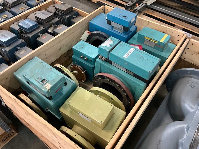 Endress+hauser flowtec elektromagnetische flowmeter (6x) - afbeelding 1 van  8