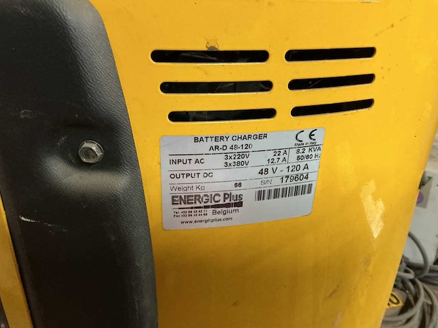 Energic plus - 48v 120a - acculaders - afbeelding 2 van  2