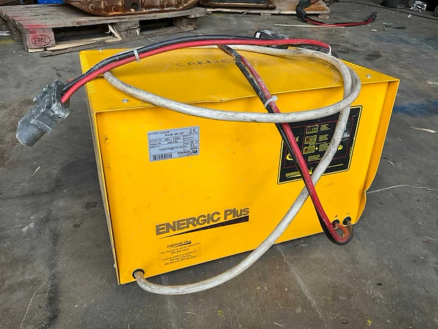 Energic plus rx-m 48-120 acculader - afbeelding 1 van  5