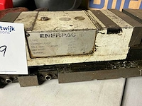 Enerpac machineklem - afbeelding 2 van  3