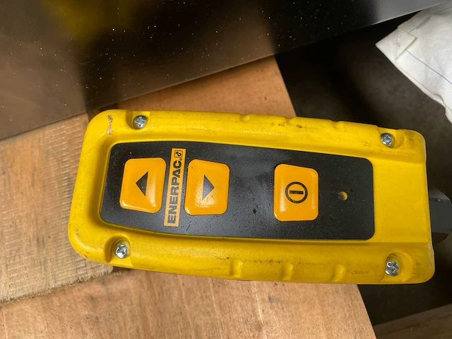 Enerpac ze404we-fhlnevobeu hydrauliek unit - afbeelding 5 van  8
