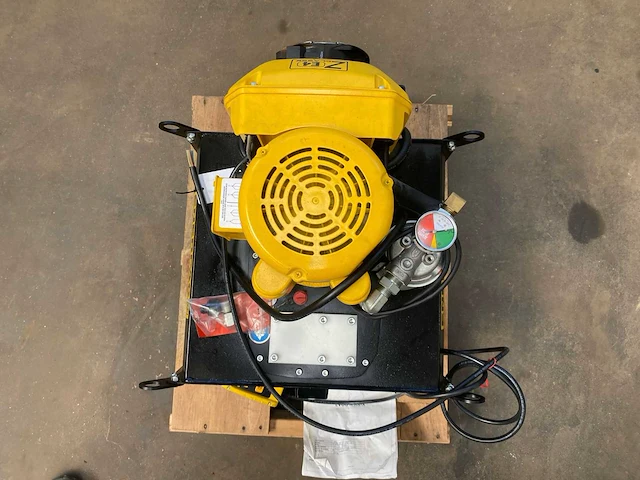 Enerpac ze404we-fhlnevobeu hydrauliek unit - afbeelding 7 van  8
