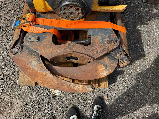Engcon - 2020 - 233sp-qs80cr - tiltrotator - afbeelding 2 van  11