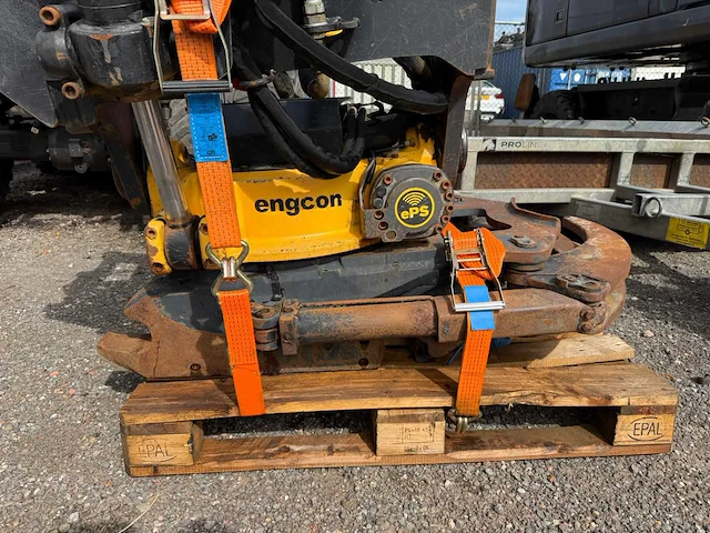 Engcon - 2020 - 233sp-qs80cr - tiltrotator - afbeelding 4 van  11