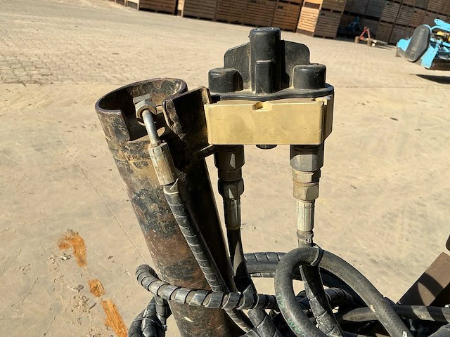 Engcon ec20 cw300w tiltrotator - afbeelding 24 van  26