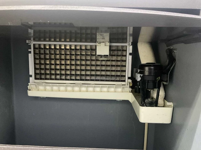 Engelen-heere qd0272a ijsblokjesmachine op onderstel - afbeelding 6 van  9