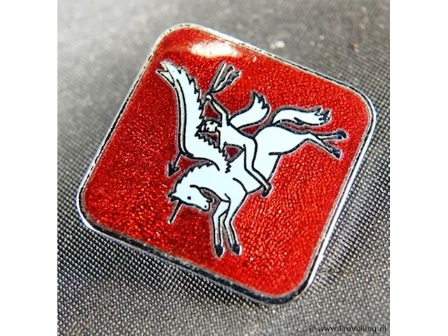 Engelse broche - afbeelding 2 van  3