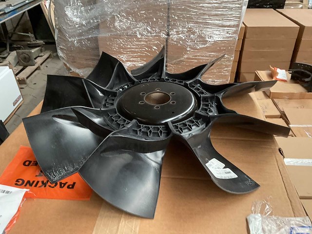 Engine cooling blower (23x) - afbeelding 1 van  4