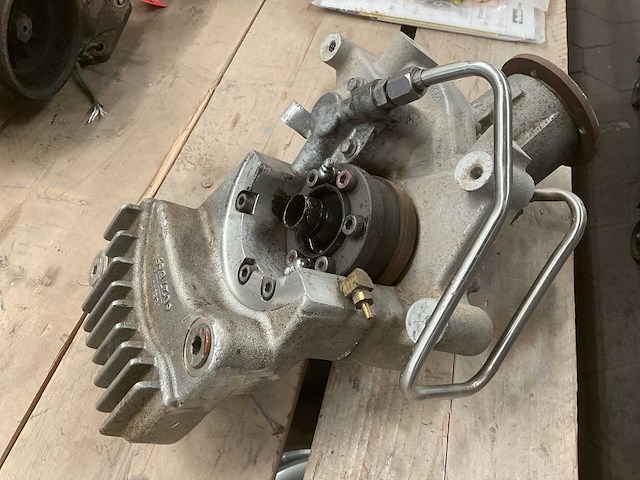 Engine fan clutch - afbeelding 2 van  5