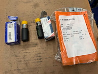 Engine fuel system components (2x) - afbeelding 1 van  3