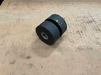 Engine mount isolator (20x) - afbeelding 1 van  4
