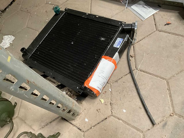 Engine radiator - afbeelding 2 van  5