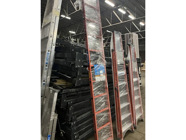 Enkele ladder met 10 sporten (glasvezelversterkte kunststof sporten) zarges, efa l 41253 - afbeelding 2 van  5