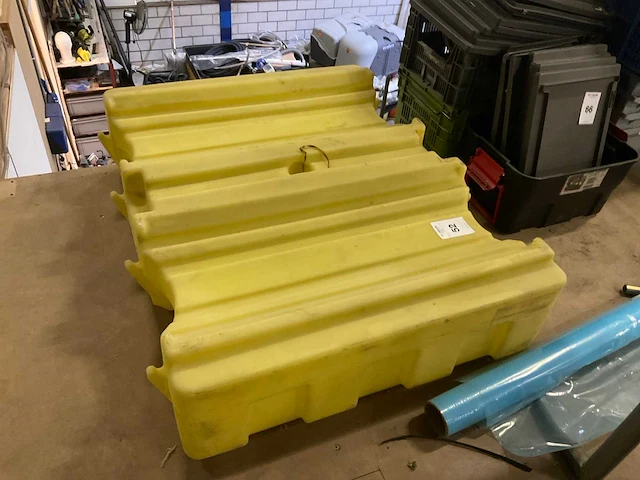 Enpac 340 poly-stacker kunststof vaten onderstel - afbeelding 1 van  3