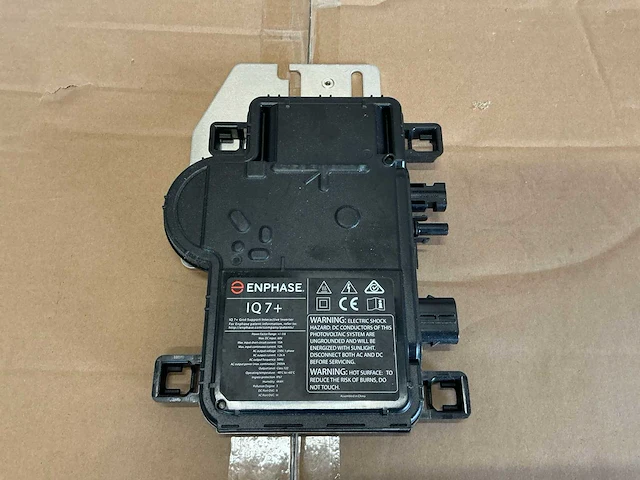 Enphase iq7+ micro-omvormer (19x) - afbeelding 1 van  2