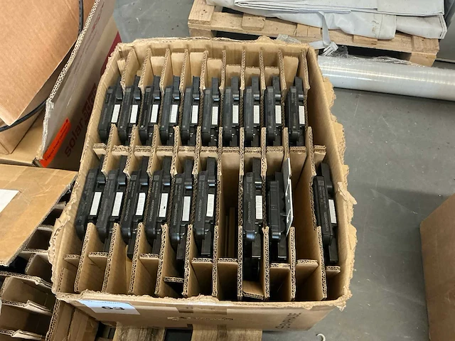 Enphase iq7+ micro-omvormer (19x) - afbeelding 2 van  2