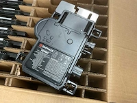Enphase iq8mc-72-m-int micro omvormer (8x) - afbeelding 2 van  4