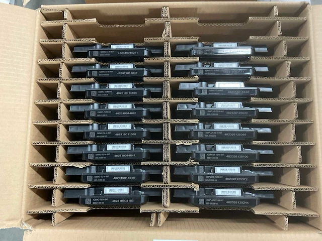 Enphase iq8plus-72-m-int micro omvormer (17x) - afbeelding 4 van  4
