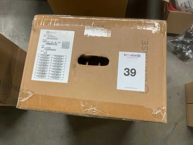 Enphase iq8plus-72-m-int micro omvormer (18x) - afbeelding 2 van  3