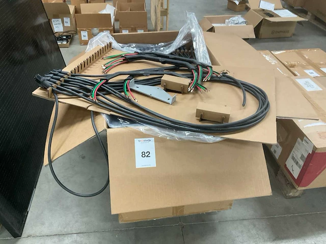 Enphase q-25-17-240 kabels - afbeelding 1 van  5