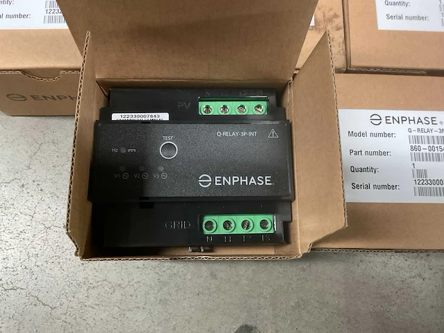 Enphase zonnepanelen installatie materialen - afbeelding 6 van  6