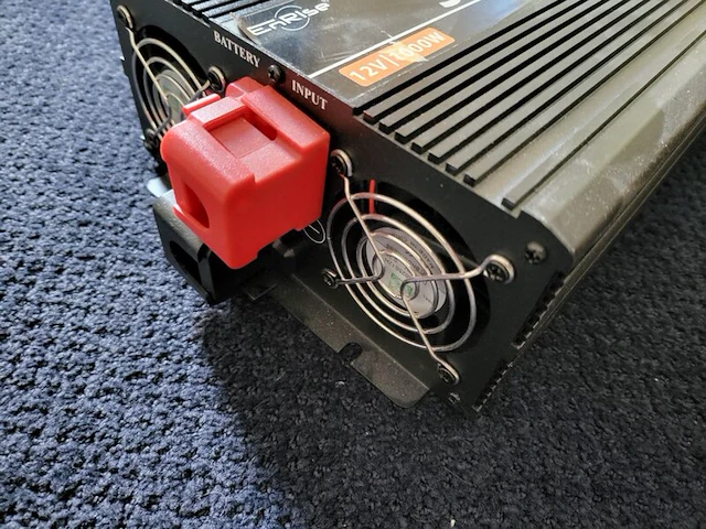 Enrise 12v-230v zuivere sinus omvormer - 1000w/2000w, enrise, zuivere sinus omvormer - 1000w/2000w, zwart - afbeelding 3 van  4