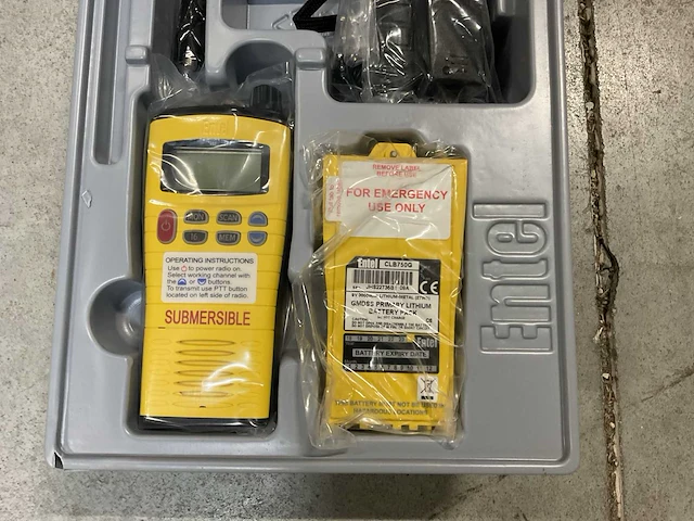Entel ht649 gmdss marine radio (2x) - afbeelding 3 van  7