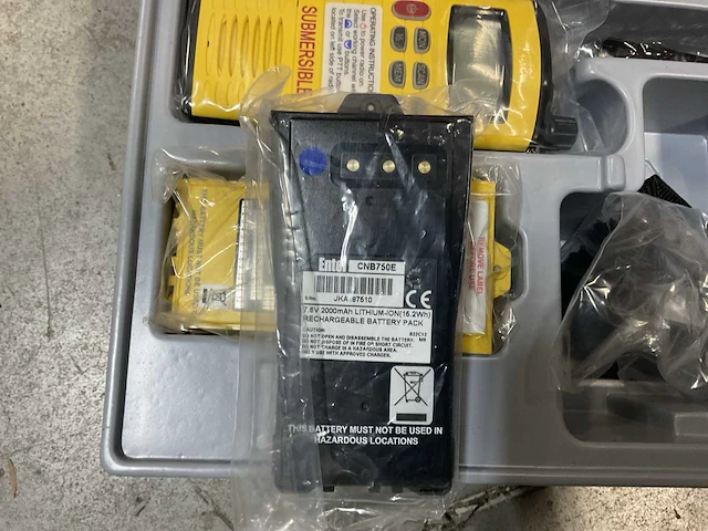Entel ht649 gmdss marine radio (2x) - afbeelding 5 van  7