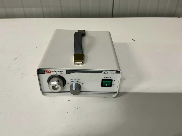 Entermed hl 150 (mini) lichtbron unit voor endoscopie - afbeelding 1 van  4