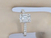 Entourage ring met baguette en briljant geslepen diamanten - afbeelding 5 van  12
