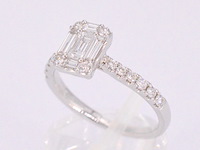 Entourage ring met baguette en briljant geslepen diamanten - afbeelding 7 van  12