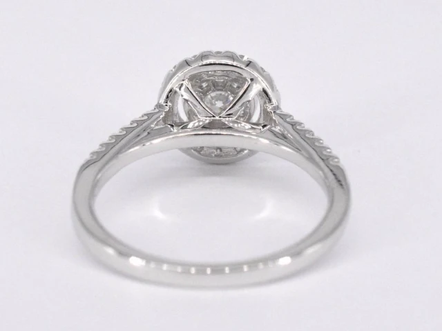 Entourage ring met briljant geslepen diamant - afbeelding 9 van  11