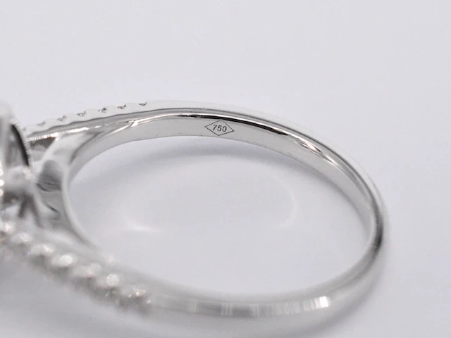 Entourage ring met briljant geslepen diamant - afbeelding 10 van  11